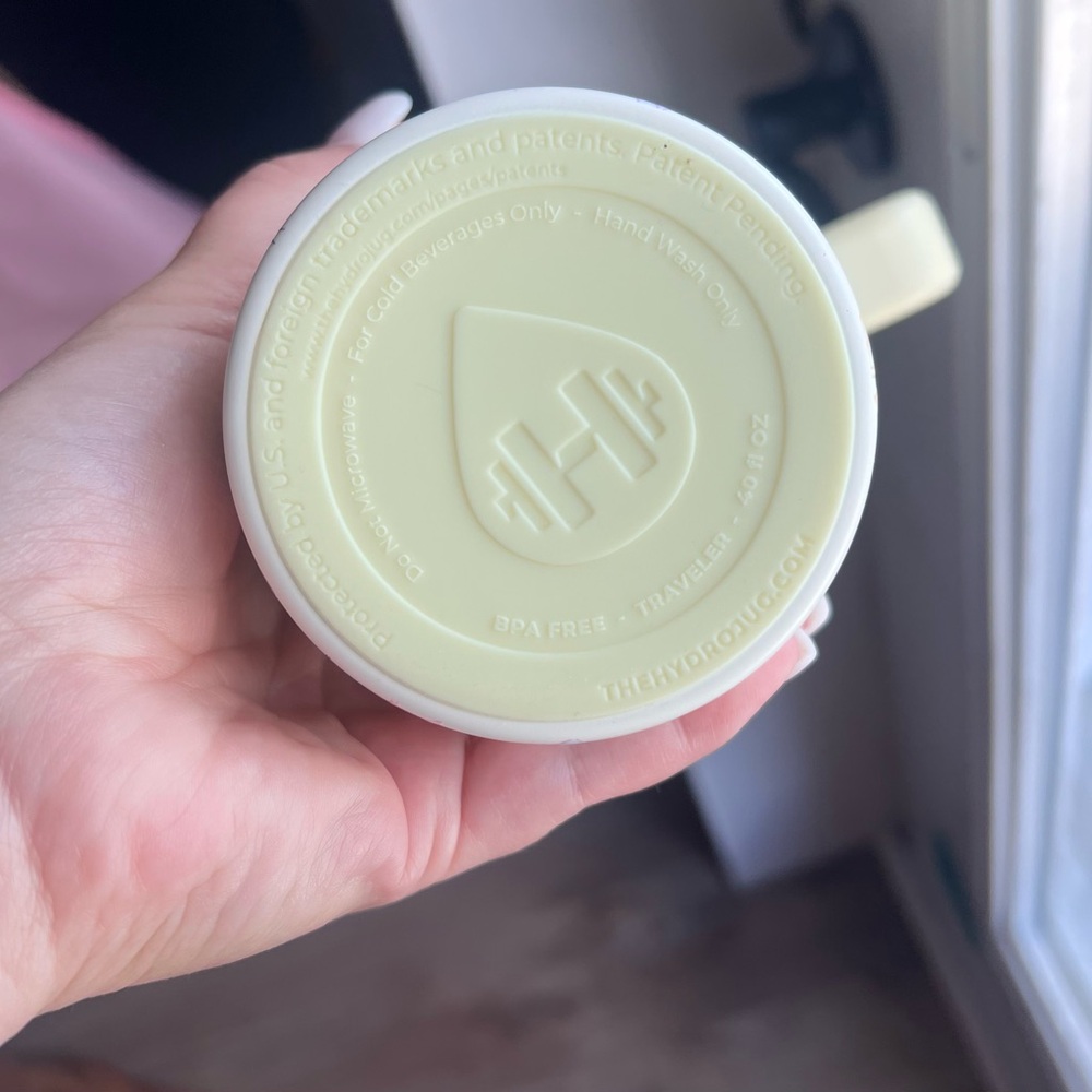 Hydrojug 40oz - Picture 4 of 5